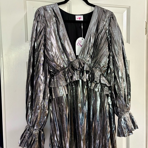 NWT Buddy Love plisse metallic maxi - Picture 5 of 13